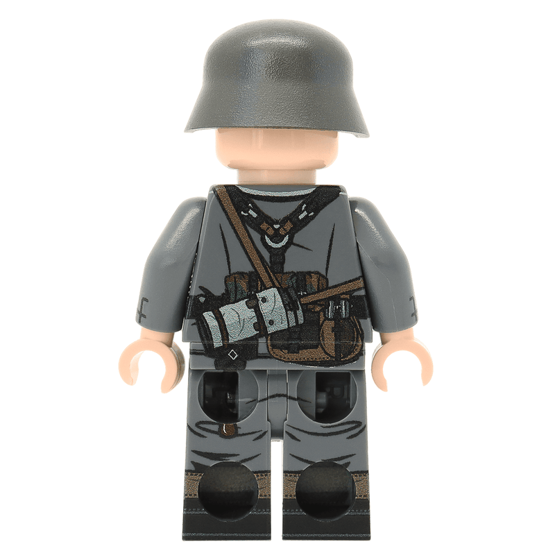 United Bricks WW2 Military Building Minifigure German NCO (Mid-late war) Soldier