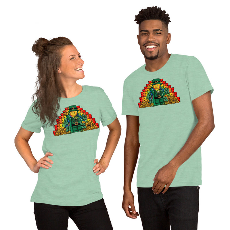 St Saint Patrick's Day Rainbow Gold Pot Leprechaun Adult Unisex t-shirt