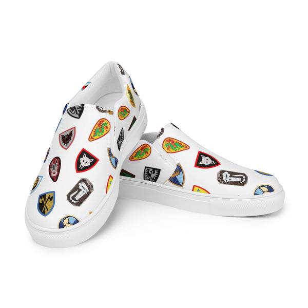 Vintage Castle Shield Women’s slip-on canvas shoes