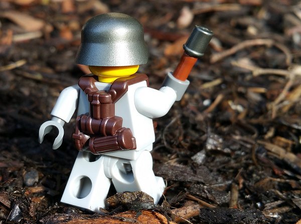 BrickArms - WW2 Vest - German Grenadier