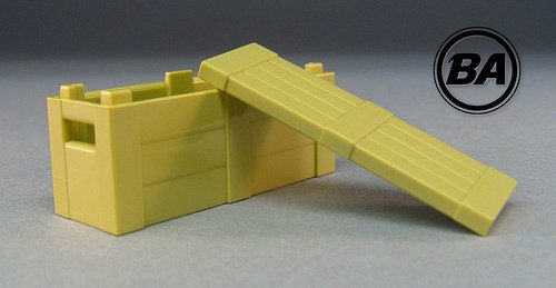 BrickArms Crate with Lid for Minifigures